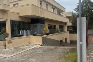Locale deposito Via lepanto