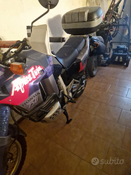 Honda africa twin rd04 92