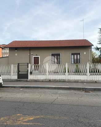 VILLA SINGOLA A TORINO