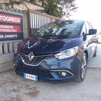 Renault Scenic Scénic dCi 8V 110 CV EDC Energy Int