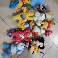 Peluches e animatronic interattivi