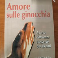 Libro Amore sulle ginocchia