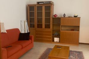 Immobile a 3 studenti con contratto annuo