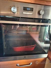 Forno Electrolux mod EOF4P04X