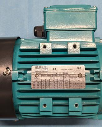 MOTORE ELETTRICO TRIFASE 1400 G/MIN 1 HP