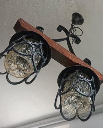 Lampadario ferro battuto due luci