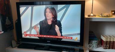 TV Sony Bravia 52' HD molto bello - e.200