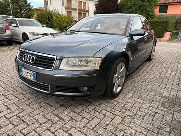 Audi A8 4.2 V8 quattro tiptronic