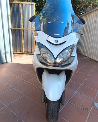 Yamaha Mayesty 400