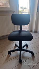 Sedia a rotelle da ufficio nera