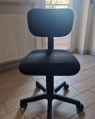 Sedia a rotelle da ufficio nera