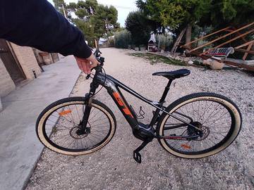 MTB Elettrica GT pantera dash nera/arancione