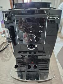 Macchina del Caffè Automatica Delonghi 