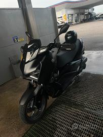 xmax 125 max tech 2024