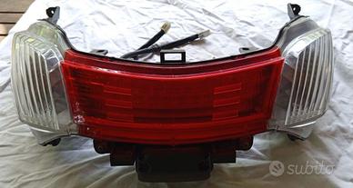 Fanale  Posteriore Yamaha Majesty 400  2004/2008