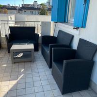 Set divanetti + tavolo pvc