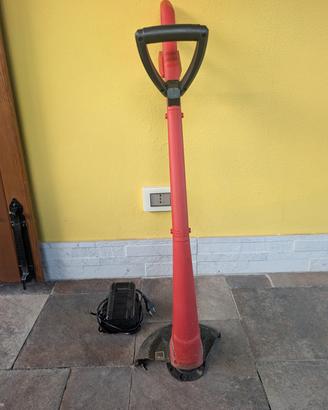 tagliabordi a batteria con carica batteria