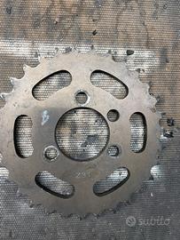 Corona moto 31 denti passo 420