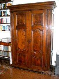 Grande armadio fine '700 francese