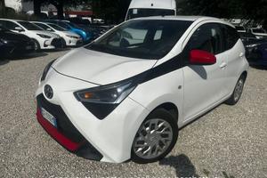 Toyota Aygo 1.0 VVT-i x-play