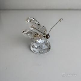 Farfalla Swarovski in cristallo da restaurare
