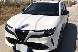 Alfa Romeo Junior Hybrid 1.2 136cv