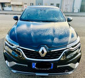 Arkana rs-Line 1.6 E-Tech hybrid R.S. Line 145cv