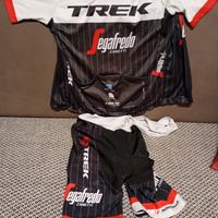 completo Trek