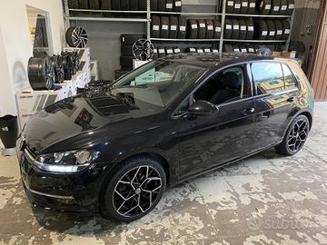 Cerchi NUOVI Volkswagen Golf raggio 18 cod.78421