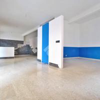 NEGOZIO A LIVORNO FERRARIS