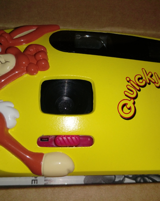 Macchina fotografica collezione Nesquikper rullini