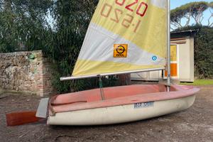 Barca a vela monoposto