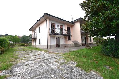 BIFAMILIARE A CASTIGLIONE DELLE STIVIERE