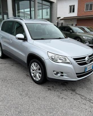 Volkswagen Tiguan 2.0 TDI DPF 4MOTION Sport & Styl