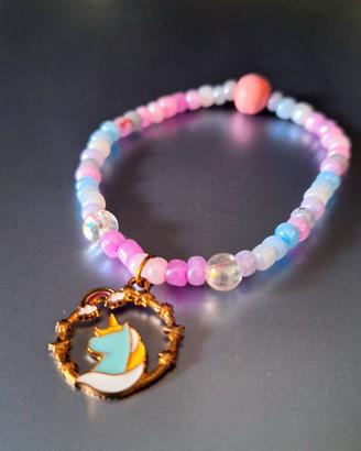 Braccialetto perline colorate con ciondolo unicorn