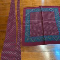 Cravatta e fazzoletto taschino Lancome