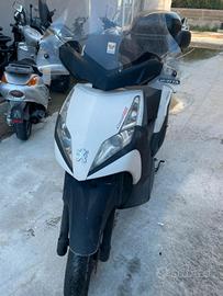 Peugeot Geopolis 250