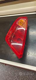 Fanala posteriore sinistro Fiat grande punto 2017
