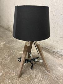 Lampada da tavolo legno e tessuto