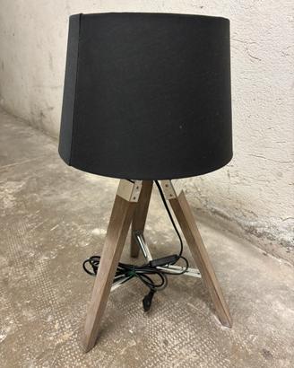 Lampada da tavolo legno e tessuto