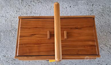 Cassetta per cucito in legno di ciliegio massello