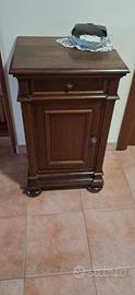 copia di comodini '800