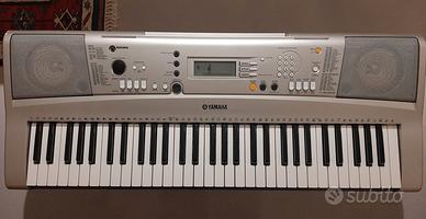 Yamaha Portatone electronic keyboard PSR-E313