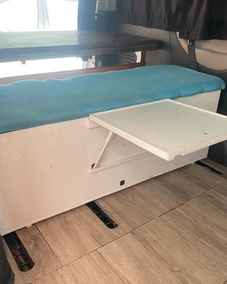 Kit camperizzazione Mini Van: letto e panca divano