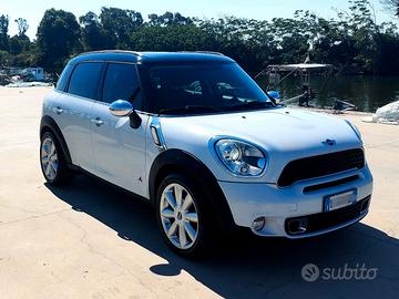 Countryman SD All4 Aut. perfetta
