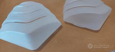 Illuminazione da parete e soffitto.