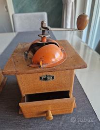 Macinacaffè antico vintage