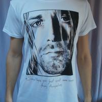 KURT COBAIN cantante MAGLIA T-SHIRT Nirvana