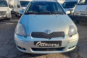 Toyota Yaris 1.0i 16V cat 5 porte Sol
