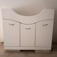 Lavabo e mobile 3 ante con miscelatore 